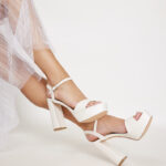 נעל עקב ערב Rene 4 קרם לבן נעל עקב ערב Rene 4 קרם לבן