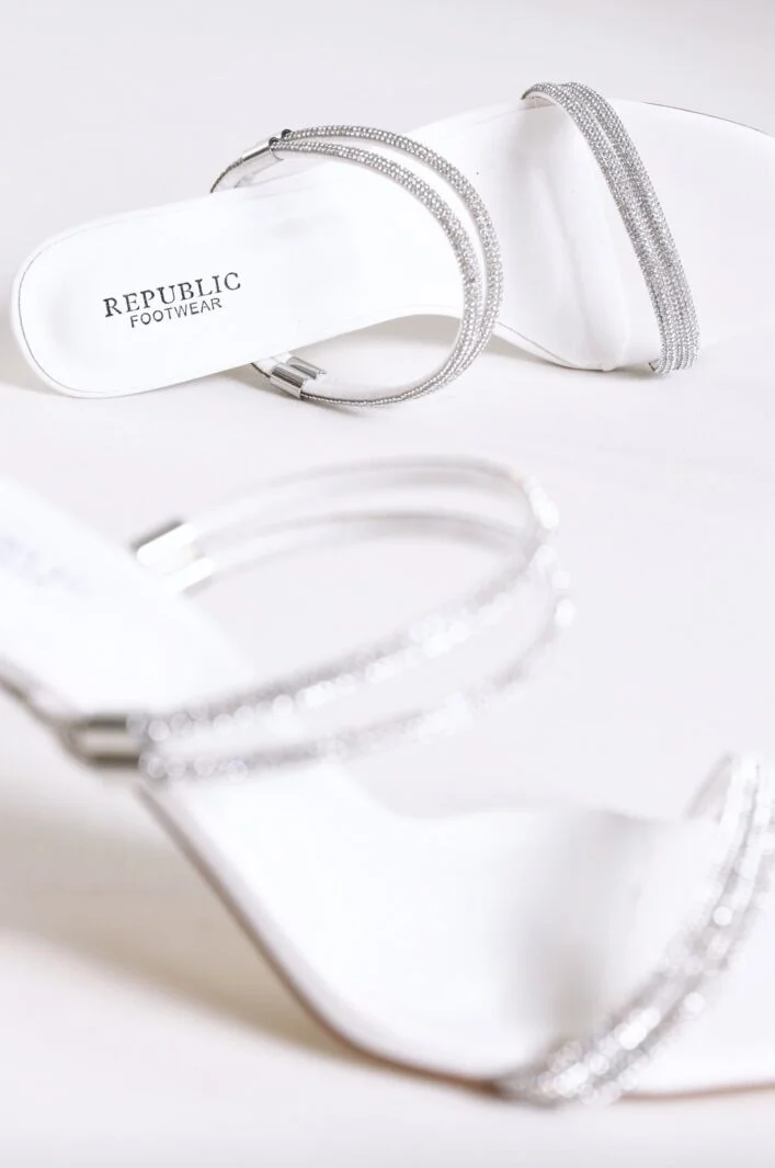 Emma 19 נעלי עקב לבן