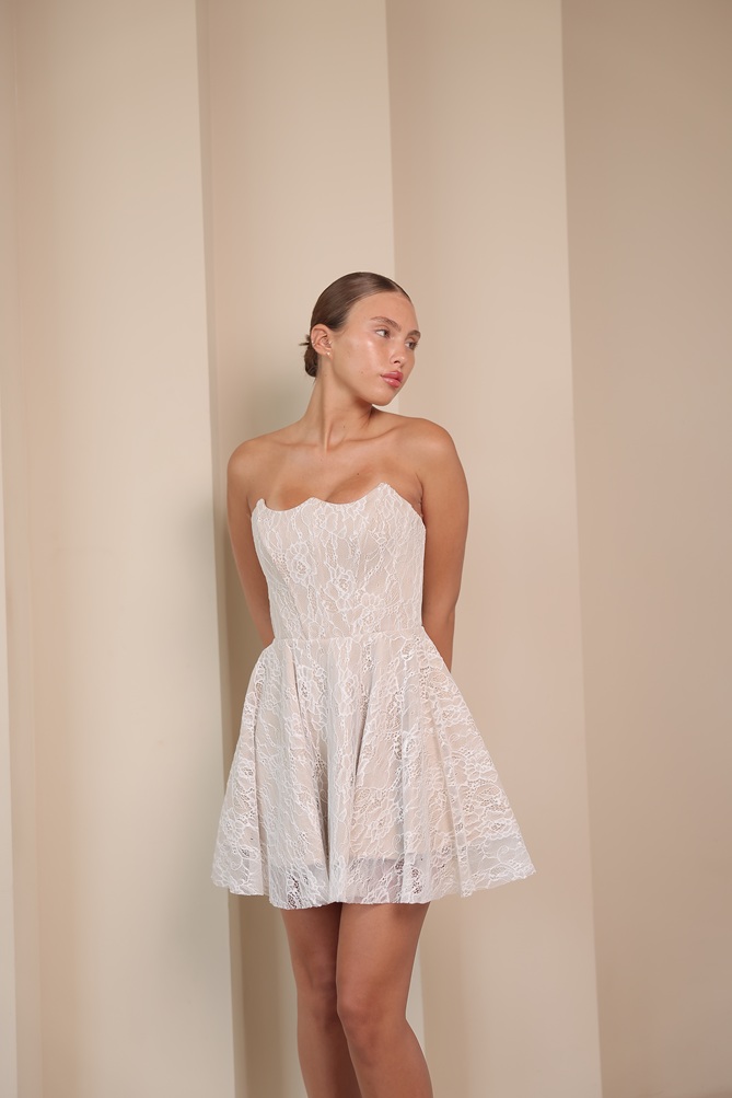 שמלת ערב מיני אליסון לבן גוף 4