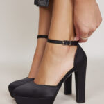 נעל עקב Naya1 שחור סאטן