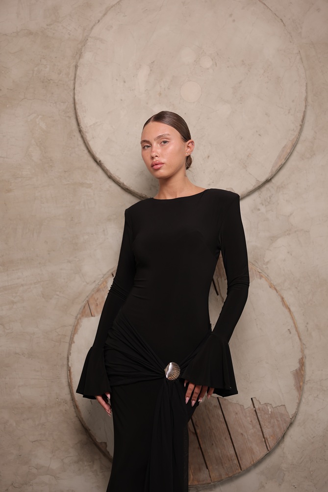 שמלת ערב מקסי צנועה ליהי שחור 4 שמלת ערב מקסי צנועה ליהי שחור 4