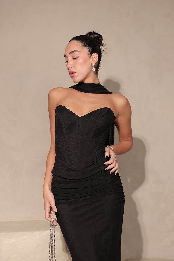 שמלת ערב מקסי לאוני שחור 1