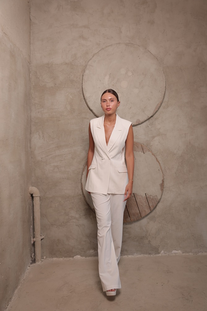 חליפת ערב טוקיו לבן