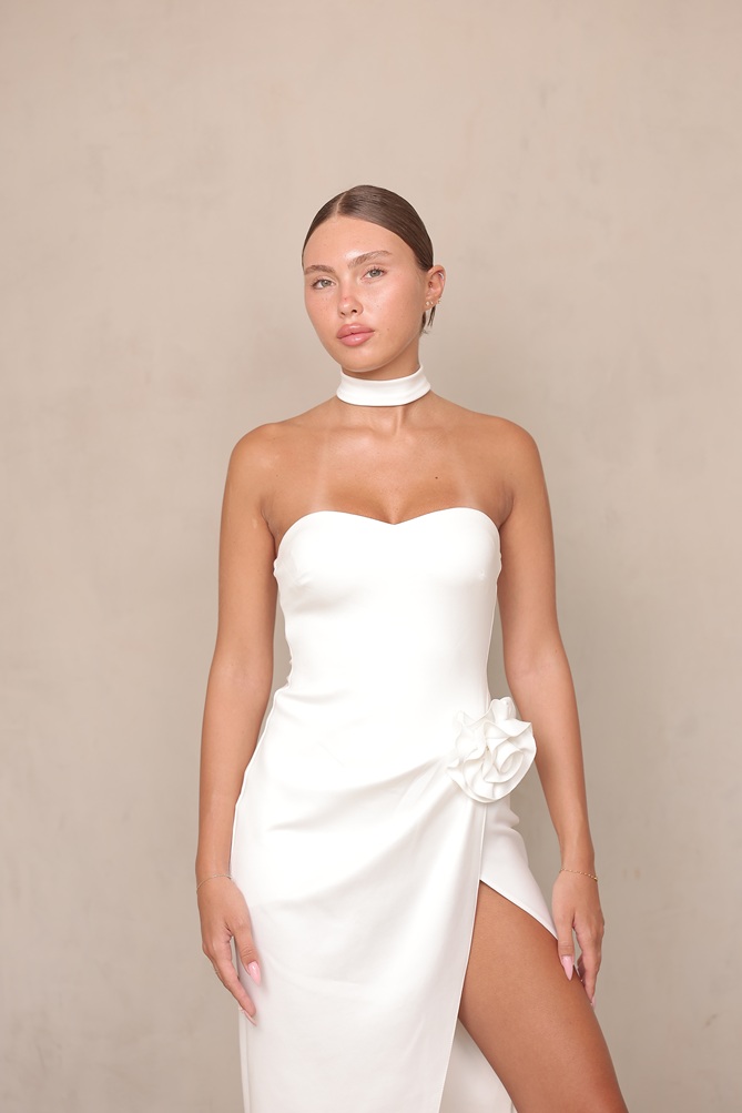 שמלת ערב מידי אולה לבן 3