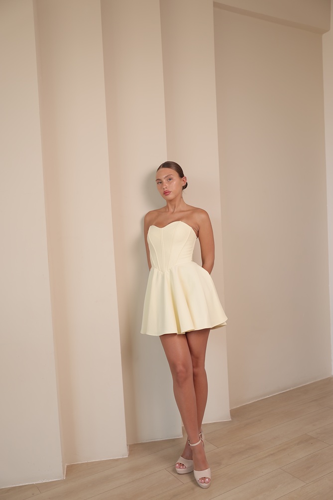 שמלת ערב מיני ונוס צהוב בננה 3