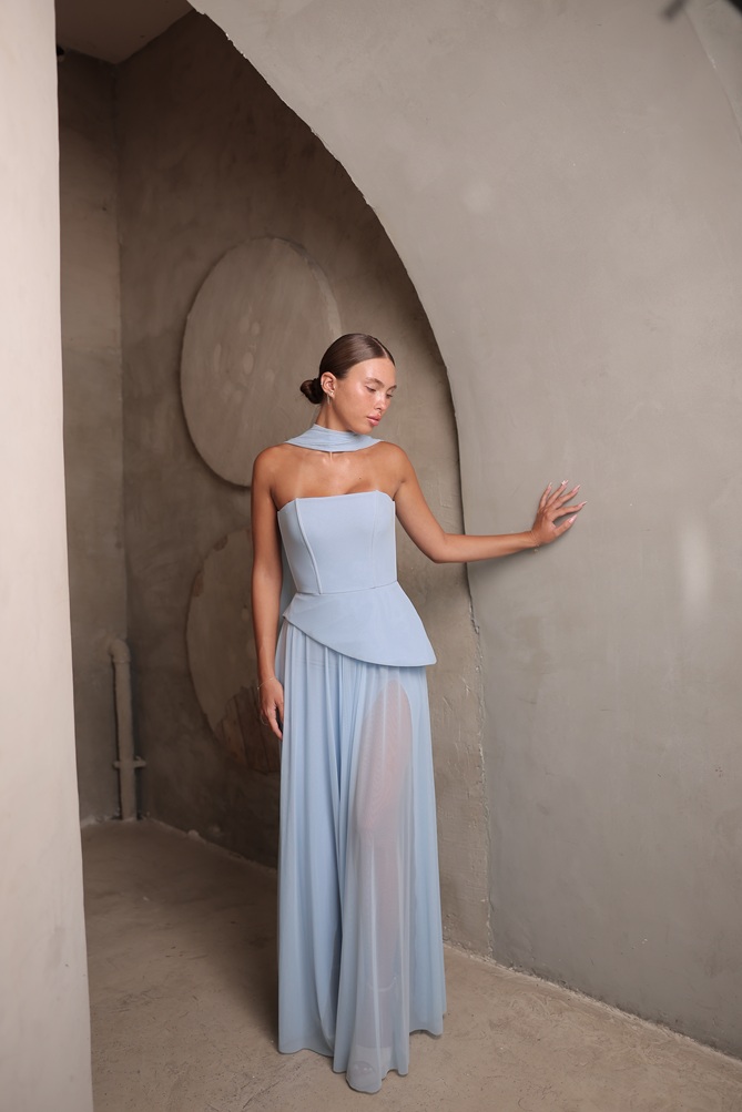 שמלת ערב מקסי אקווה תכלת 2 שמלת ערב מקסי אקווה תכלת 2