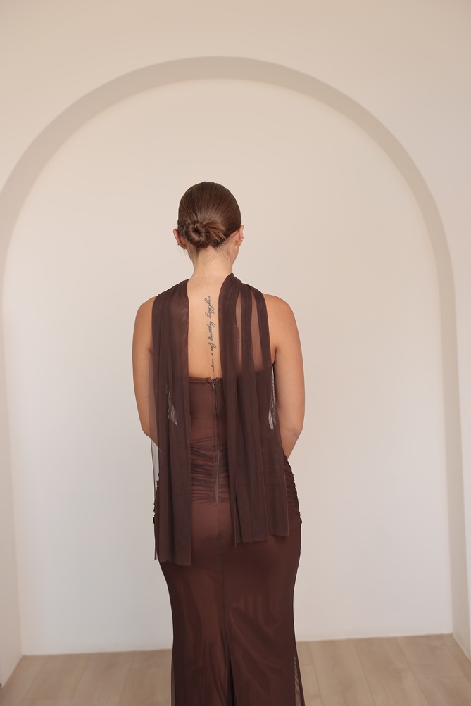 שמלת ערב מקסי ליס חום שמלת ערב מקסי ליס חום