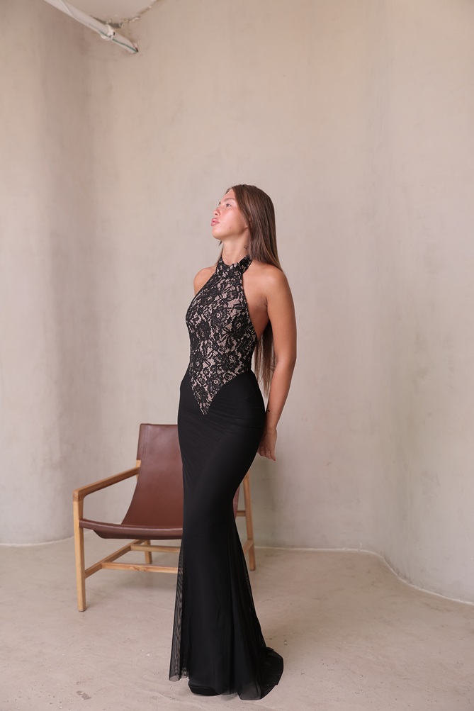 שמלת ערב מקסי סופיה שחור גוף 2 שמלת ערב מקסי סופיה שחור גוף 2