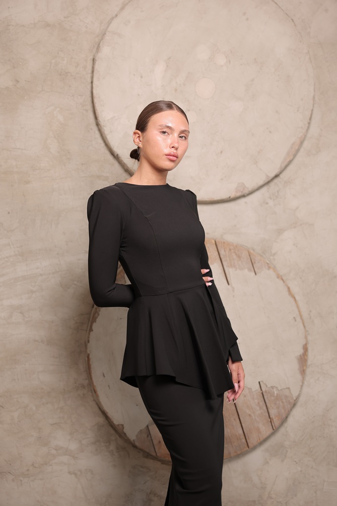 שמלת ערב מקסי צנועה תמרה שחור שמלת ערב מקסי צנועה תמרה שחור