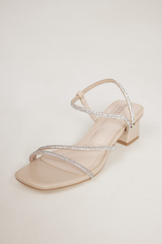 Lydia 12 עקב קטן ניוד 4