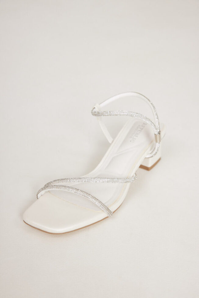 Lydia 12 עקב קטן קרם לבן 3