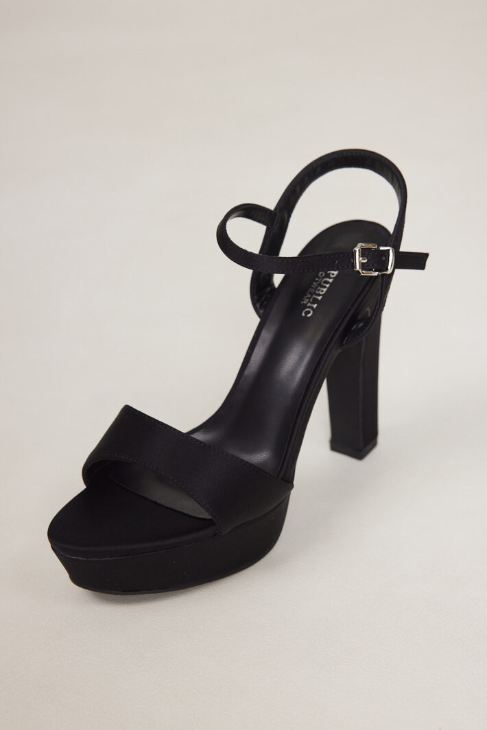 Naya 5 עקב ערב שחור3