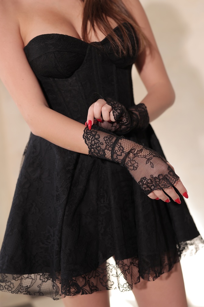 שמלת ערב מיני גרייס שחור שחור