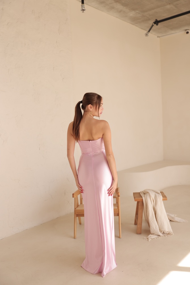 שמלת ערב מקסי עמנואל ורוד 1