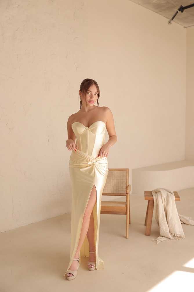 שמלת ערב מקסי עמנואל צהוב 1